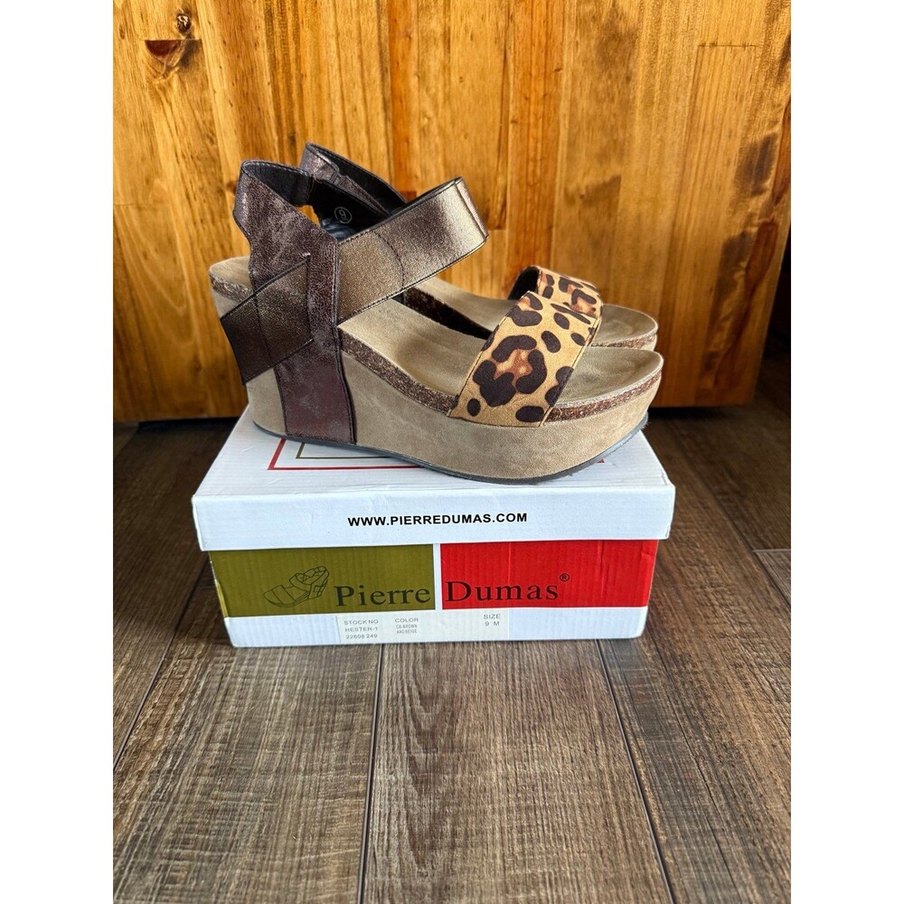 Pierre Dumas Hester-1 Wedge Sz. 9M New Brown & Beige Leopard